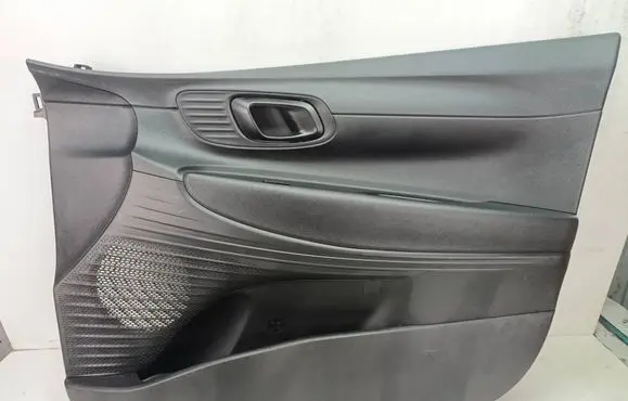 Hyundai i20 (BC3 BI3) Front door card panel trim 82720Q1000