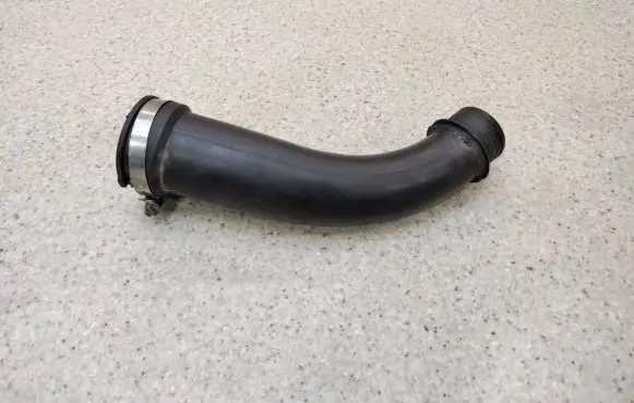 Renault Megane II Air intake hose/pipe 8200218987 8200218987A