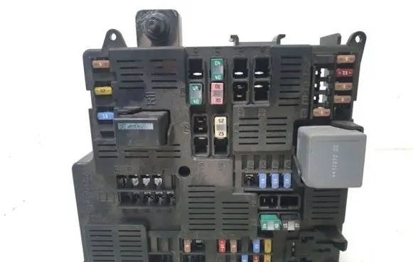 Volvo XC60 Fuse module 31473770