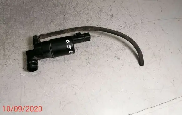 Citroen C5 Windscreen/windshield washer pump 7700428385