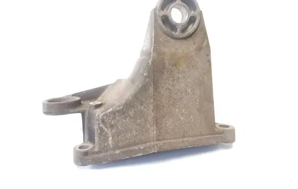 Audi A4 S4 B5 8D Engine mounting bracket 8D0399114S