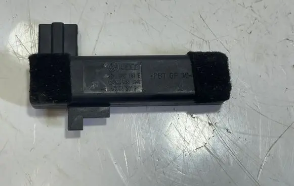 Interior comfort aerial antenna