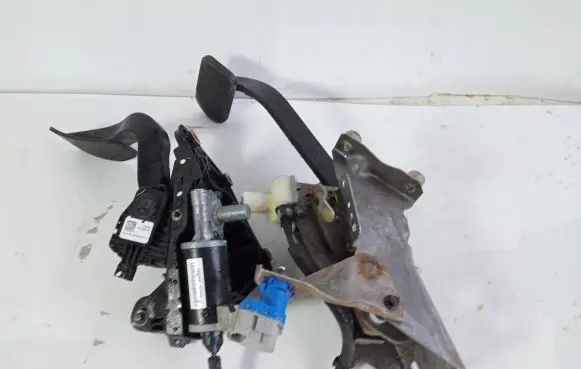 Ford F150 Brake pedal