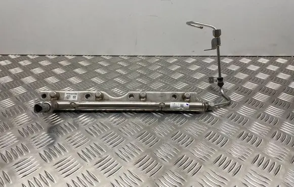 Ford Focus Fuel main line pipe CM5E9H487AL CM5E9D280AH