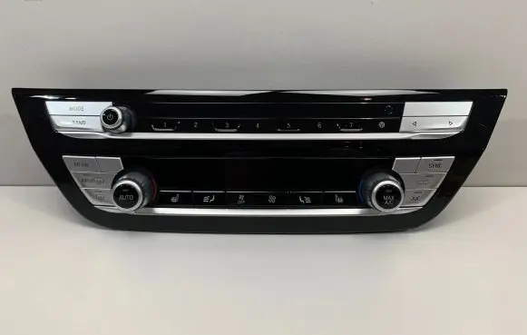 BMW X4 G02 Climate control/heater control trim 7951988