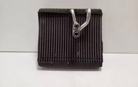 Air conditioning (A/C) radiator (interior)