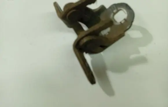 Fiat Freemont Front door upper hinge 