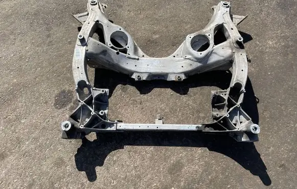 BMW 5 F10 F11 Front subframe 6796693 6778380