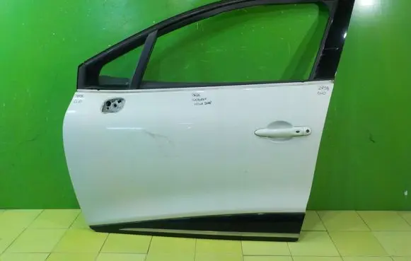 Renault Clio IV Front door PRZOD ZP58