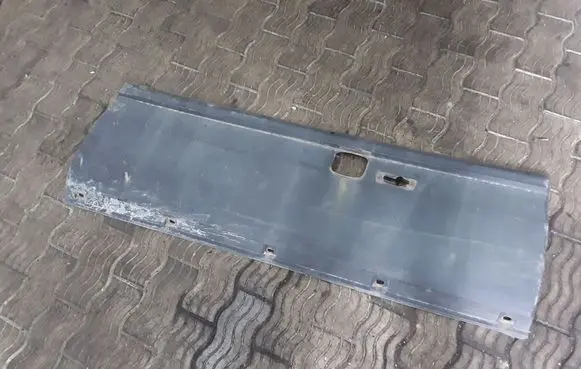 Iveco Daily 35 - 40.10 Rear door trim (molding) 504099681 504099684