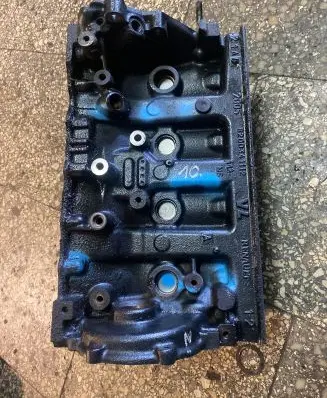 Renault Laguna II Engine block 