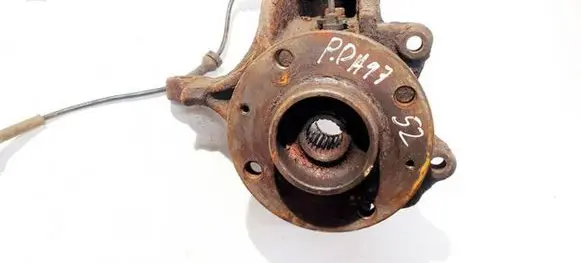 Peugeot 207 Front wheel hub