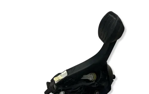 Peugeot 308 Clutch pedal 9820886180 98208861800 1040CF3