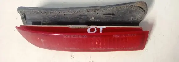 Toyota Avensis T270 Rear tail light reflector I070002