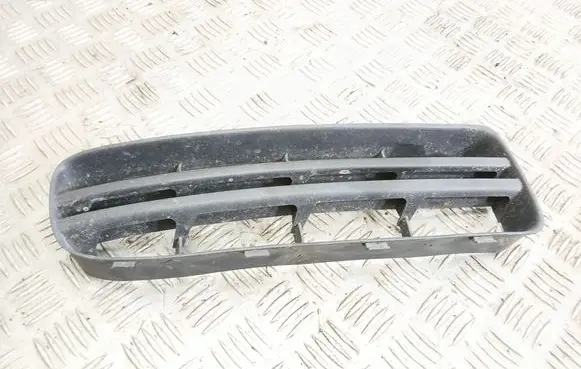 Skoda Octavia Mk1 (1U) Front bumper lower grill 1U0807368C