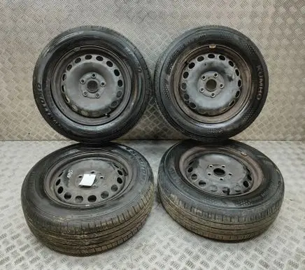 Volkswagen Caddy R15 alloy rim 2K0601027B