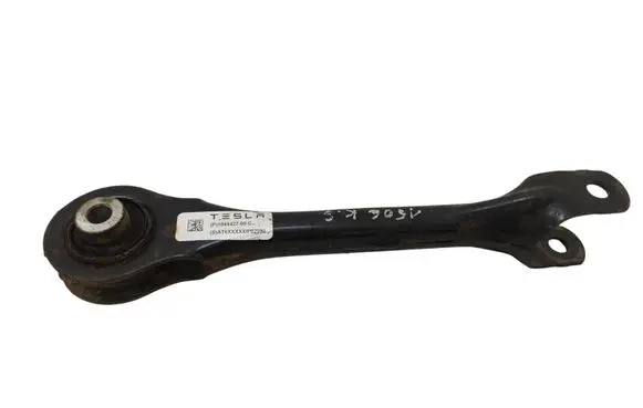 Tesla Model 3 Rear upper control arm/wishbone 104442700C