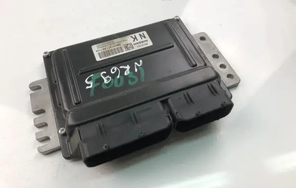 Nissan Primera Engine control unit/module ECU MEC37071