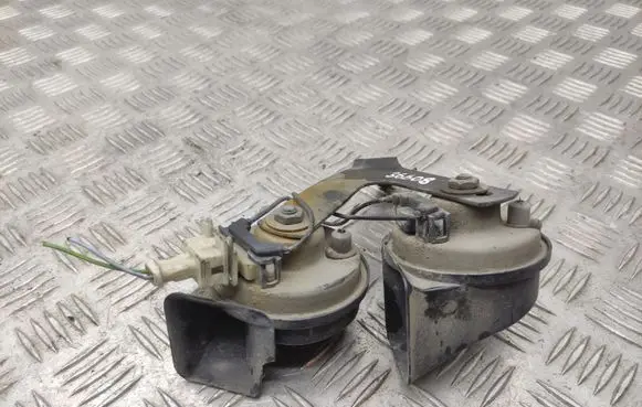 Peugeot 3008 I Horn signal 9657476680