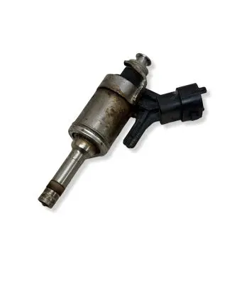 Peugeot 508 Fuel injector 0261500 V7591623
