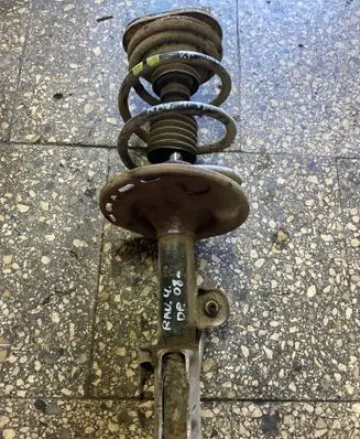 Toyota RAV 4 (XA30) Front shock absorber/damper