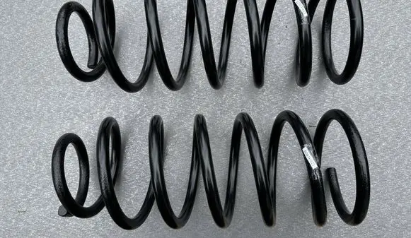 Nissan Patrol Y61 Front coil spring 54010VB301