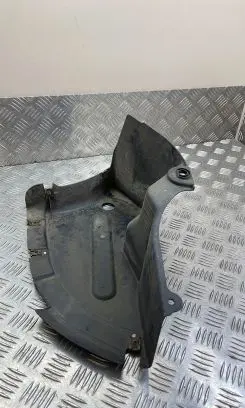 Rear underbody cover/under tray