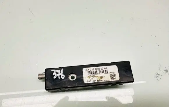 Mercedes-Benz CLS C218 X218 Aerial antenna amplifier A2128201789 28072374