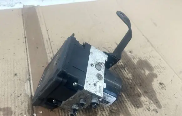 Ford Ecosport ABS Pump DN1C2C405EA B515