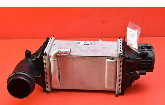 Skoda Octavia 985 Intercooler radiator 04E145785E