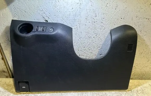 Dodge Challenger Dashboard lower bottom trim panel S5LA16DX9AC C0VFBAUT 111JNJ4P39Z