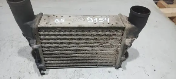 Volkswagen PASSAT B5 Intercooler radiator 058145805A 14902002