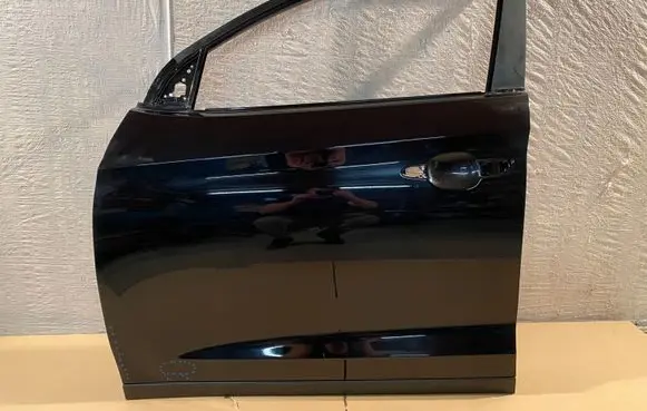 Hyundai Tucson TL Front door