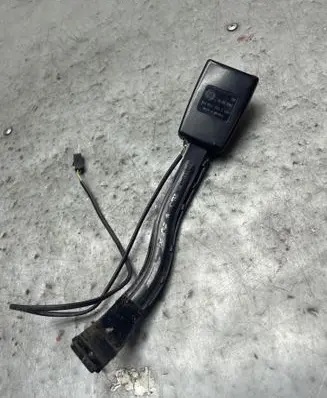Volkswagen Golf V Front seatbelt buckle 1K4857755E 26032008