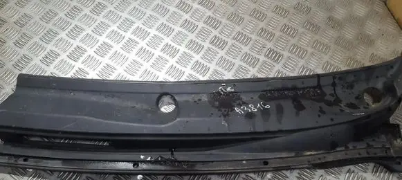 Toyota Corolla E120 E130 Wiper trim 5570913030 55709-13030