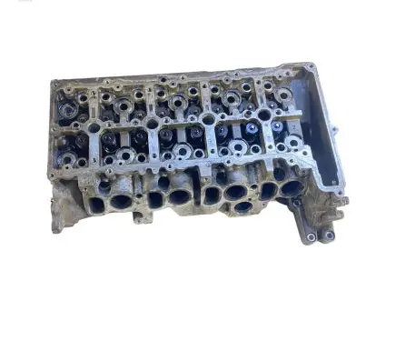 BMW 5 E60 E61 Engine head 7797678