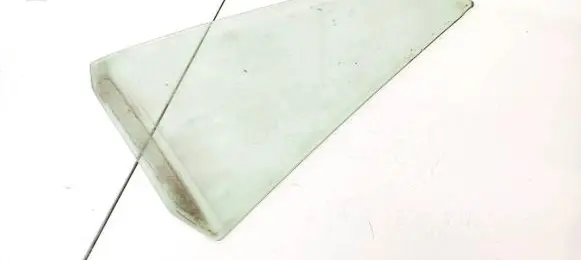 Toyota RAV 4 (XA20) Rear vent window glass 