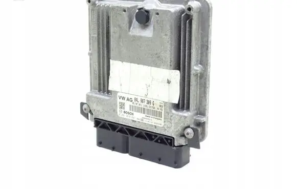 Volkswagen Golf VII Engine control unit/module 04L907309G