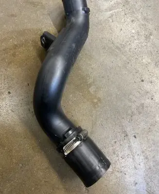 Nissan Note (E11) Intercooler hose/pipe