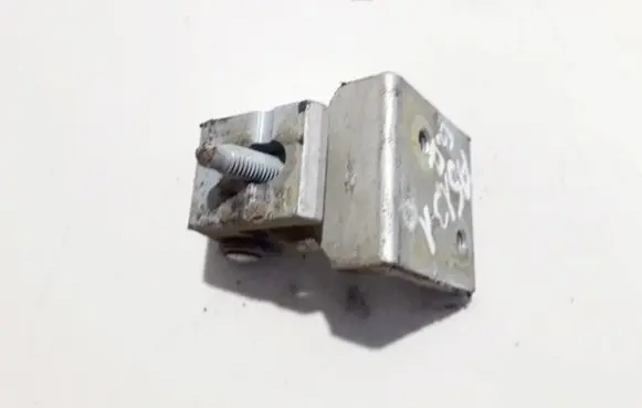 Audi A4 S4 B5 8D Rear door lower hinge 8d0833402