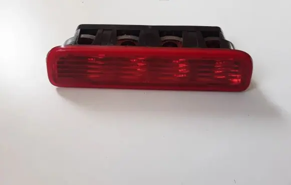 Citroen Nemo Third/center stoplight E240020