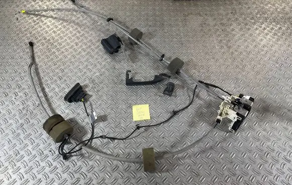 Mercedes-Benz Vito Viano W447 Sliding door lock A4475409304