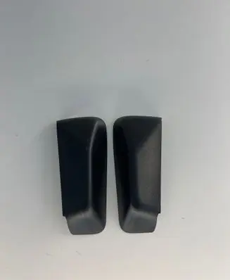 Rear/tail light trim molding