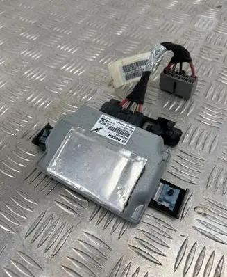 Jeep Cherokee Voltage converter/converter module 56029583AB 0199DC2300