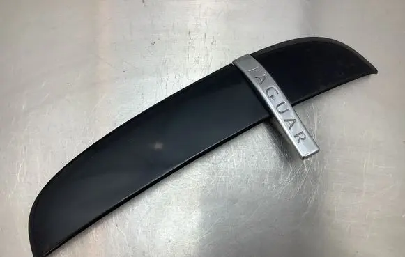 Jaguar XF X250 Fender trim (molding) 8X23280B11A