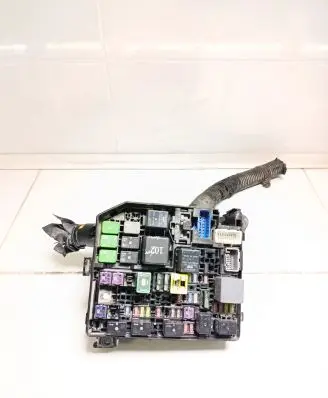 Mitsubishi Outlander Fuse box set 7594PP