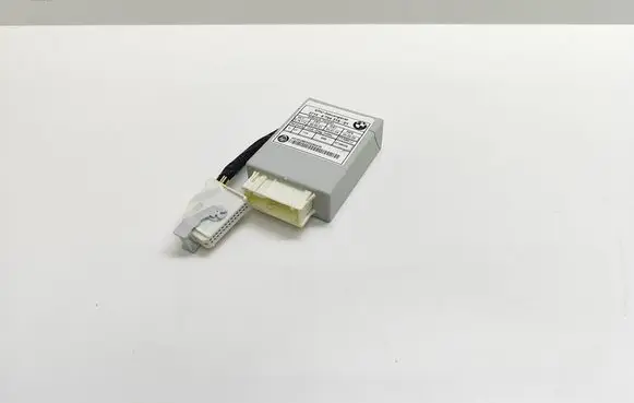 BMW 5 E60 E61 Air suspension control unit module (rear) 6784314 678431401 37146784314