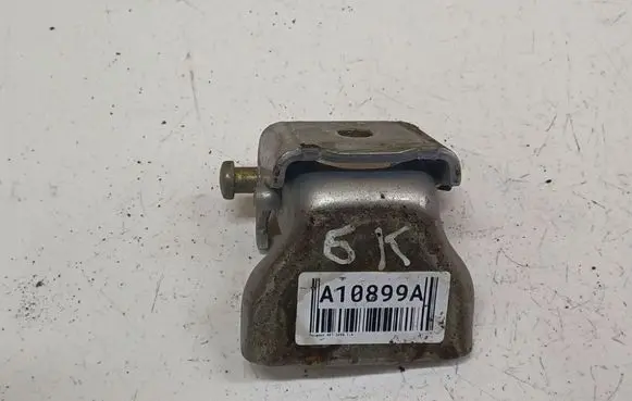 Peugeot 407 Rear door lower hinge