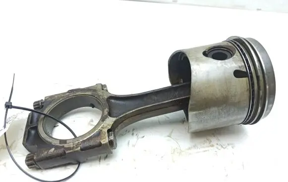Jaguar XJS Piston with connecting rod C39910S F41140B