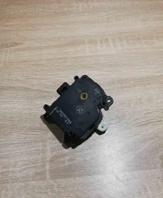 Toyota Prius (XW20) Air flap motor/actuator 0637007960